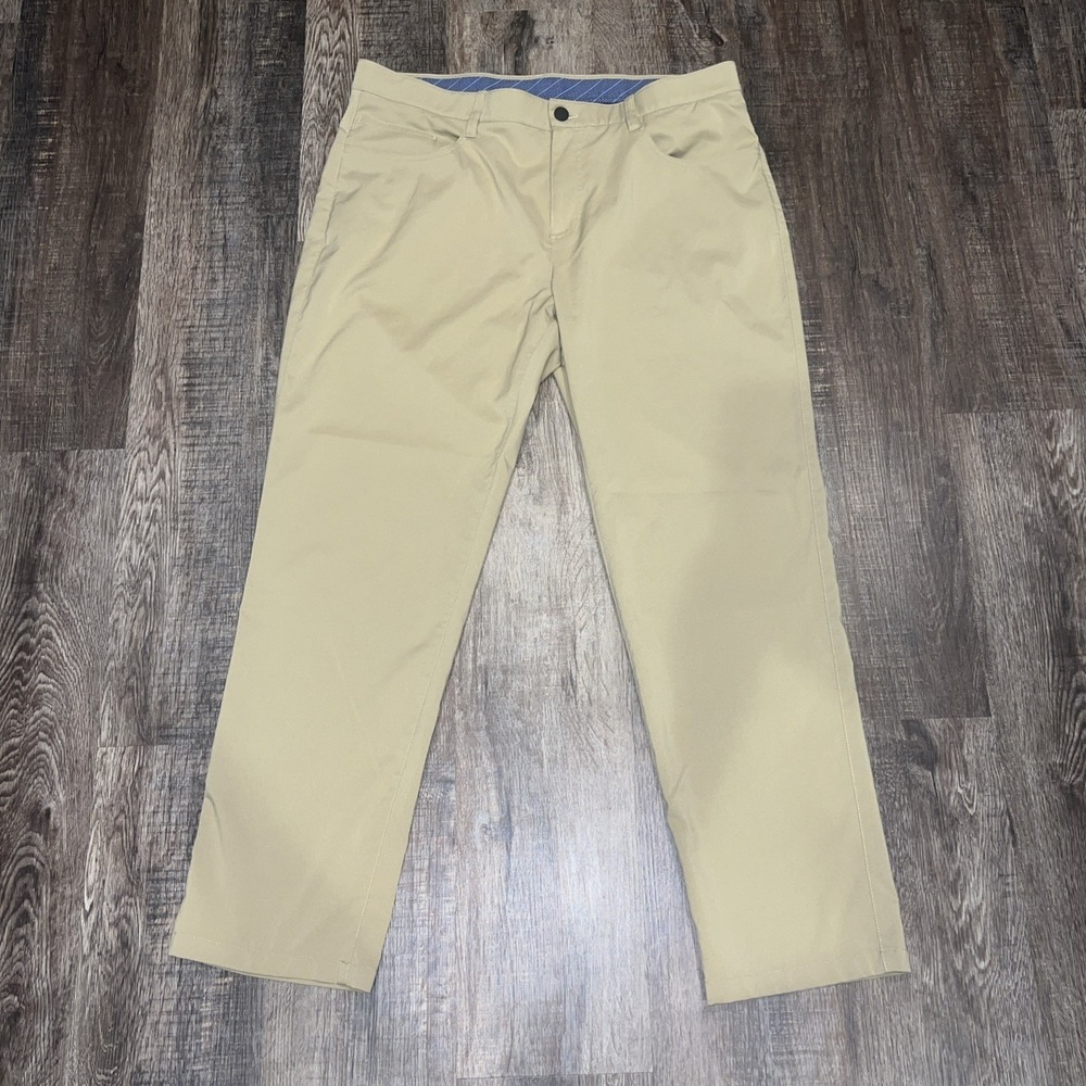 Roundtree & Yorke Khaki~38 X 30~Performance Pants Mens Stretch Easy Care